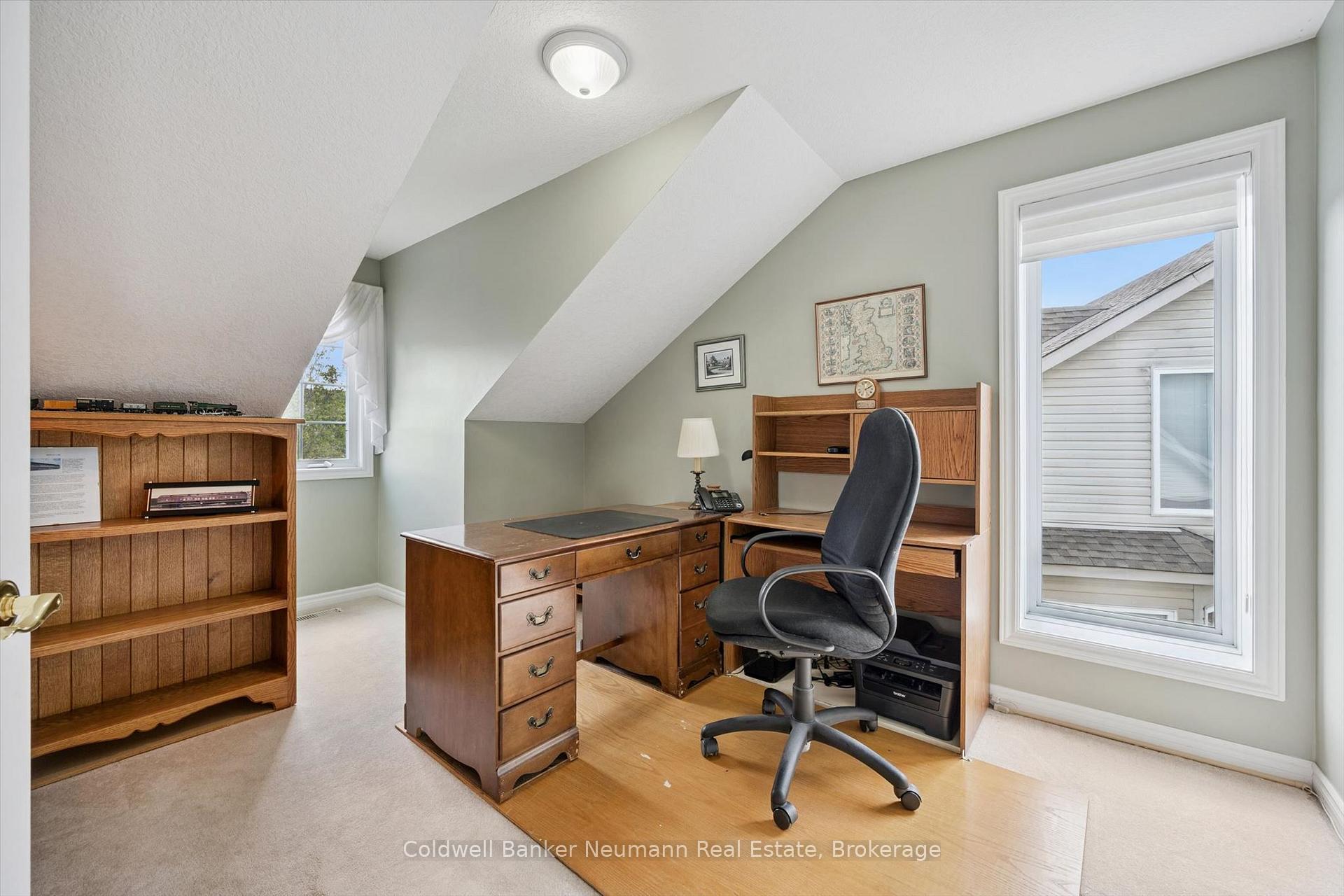 Photo 26 of 17 Somerset Glen, Guelph, Kortright West — HOMEH