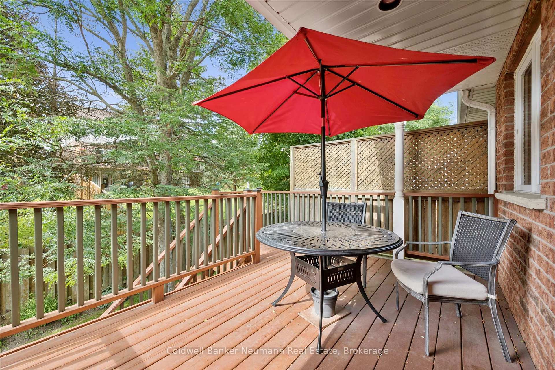 Photo 38 of 17 Somerset Glen, Guelph, Kortright West — HOMEH