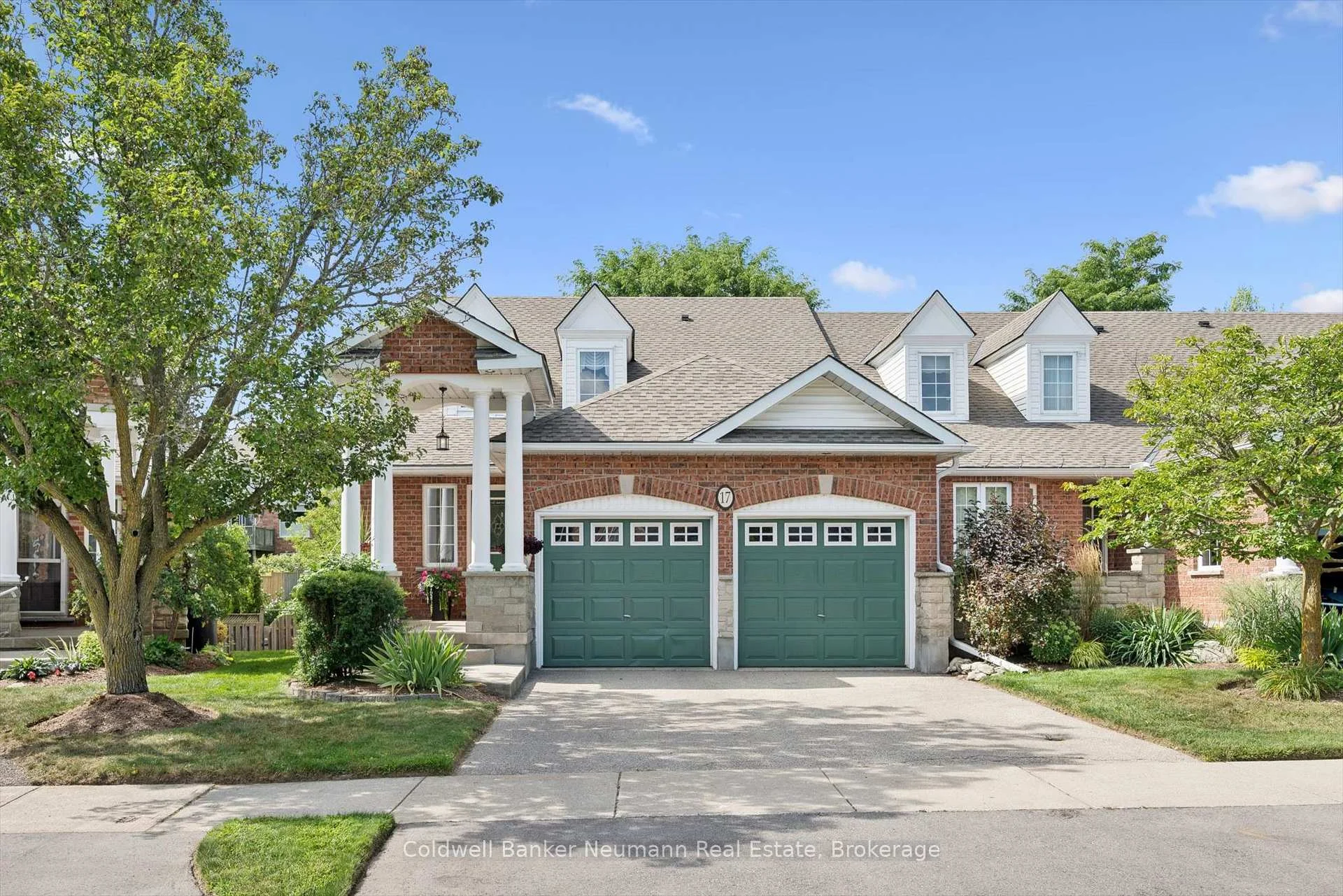 Photo 6 of 17 Somerset Glen, Guelph, Kortright West — HOMEH