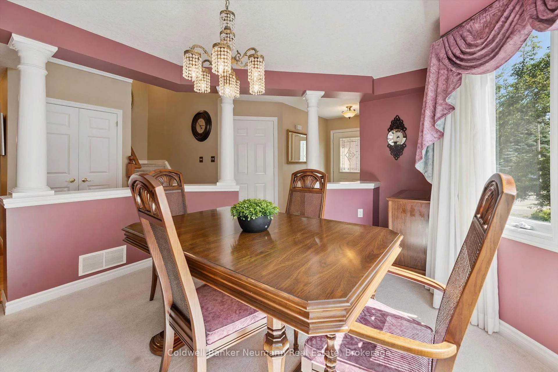 Photo 18 of 17 Somerset Glen, Guelph, Kortright West — HOMEH