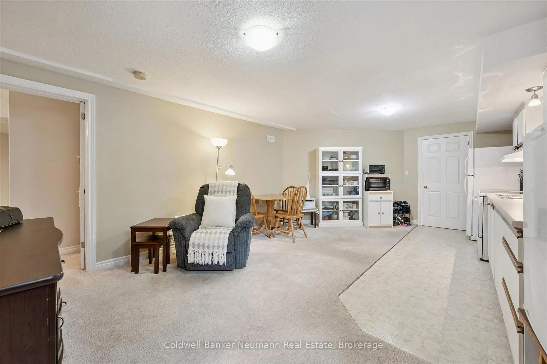 Photo 32 of 17 Somerset Glen, Guelph, Kortright West — HOMEH