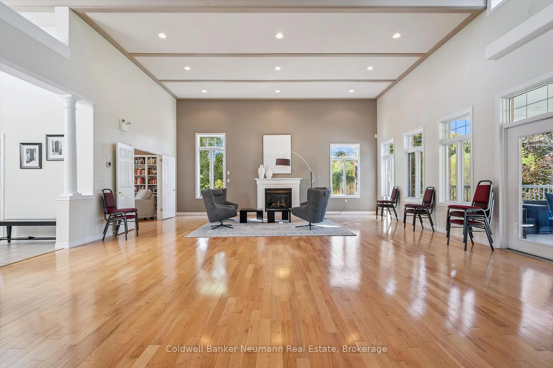 Photo 50 of 17 Somerset Glen, Guelph, Kortright West — HOMEH