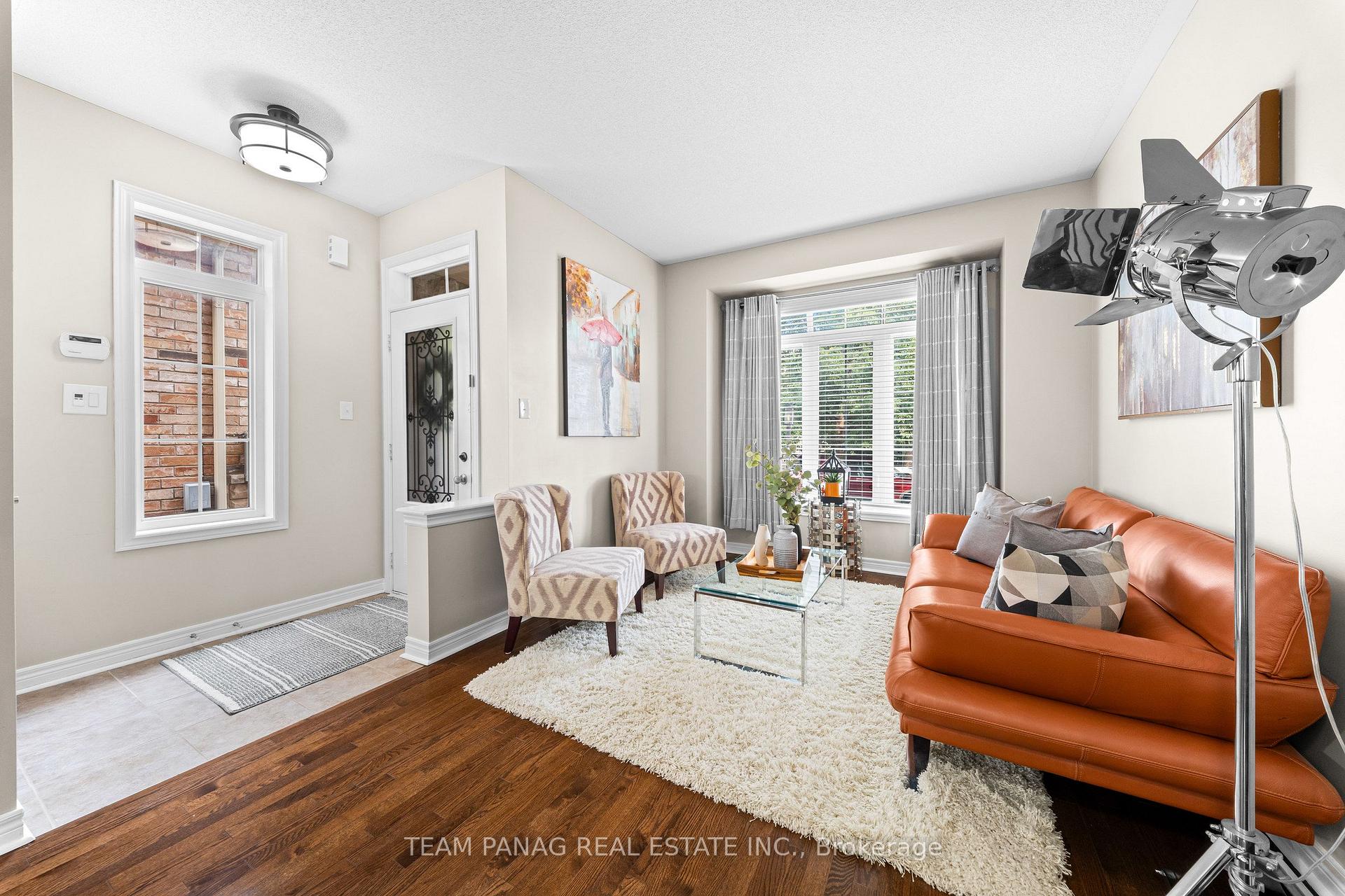 Photo 9 of 32 Impulse Circle, Brampton, Credit Valley — HOMEH
