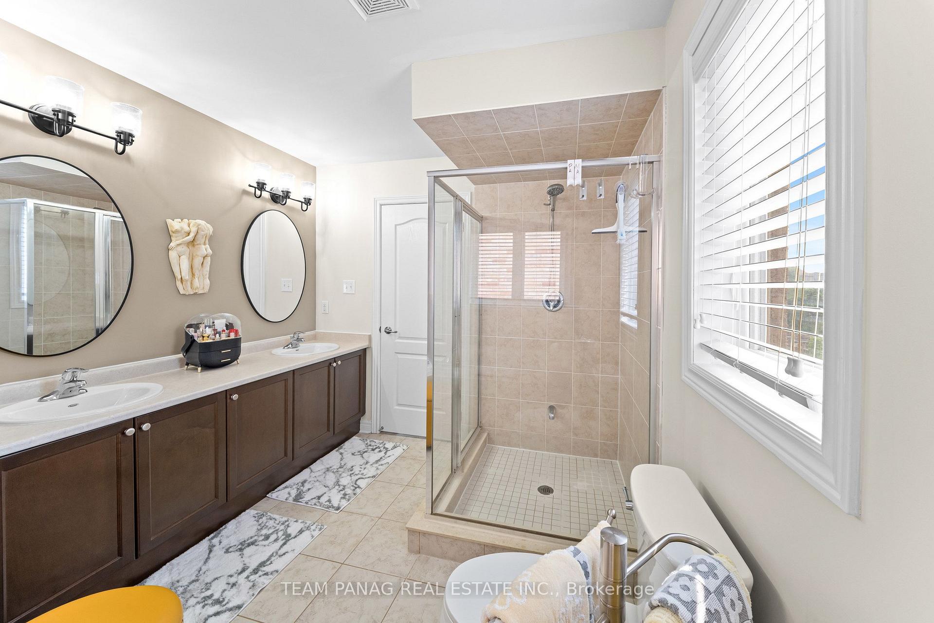 Photo 35 of 32 Impulse Circle, Brampton, Credit Valley — HOMEH