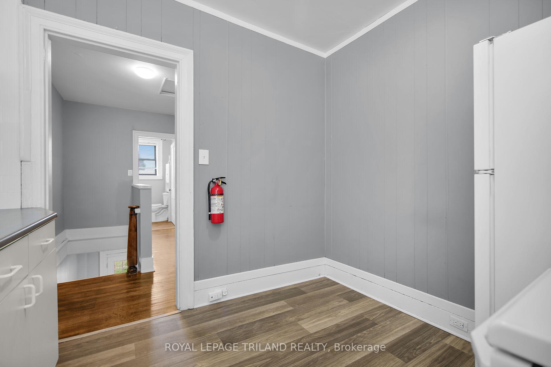Photo 6 of Unit 2, 122 Centre Street, St. Thomas — HOMEH