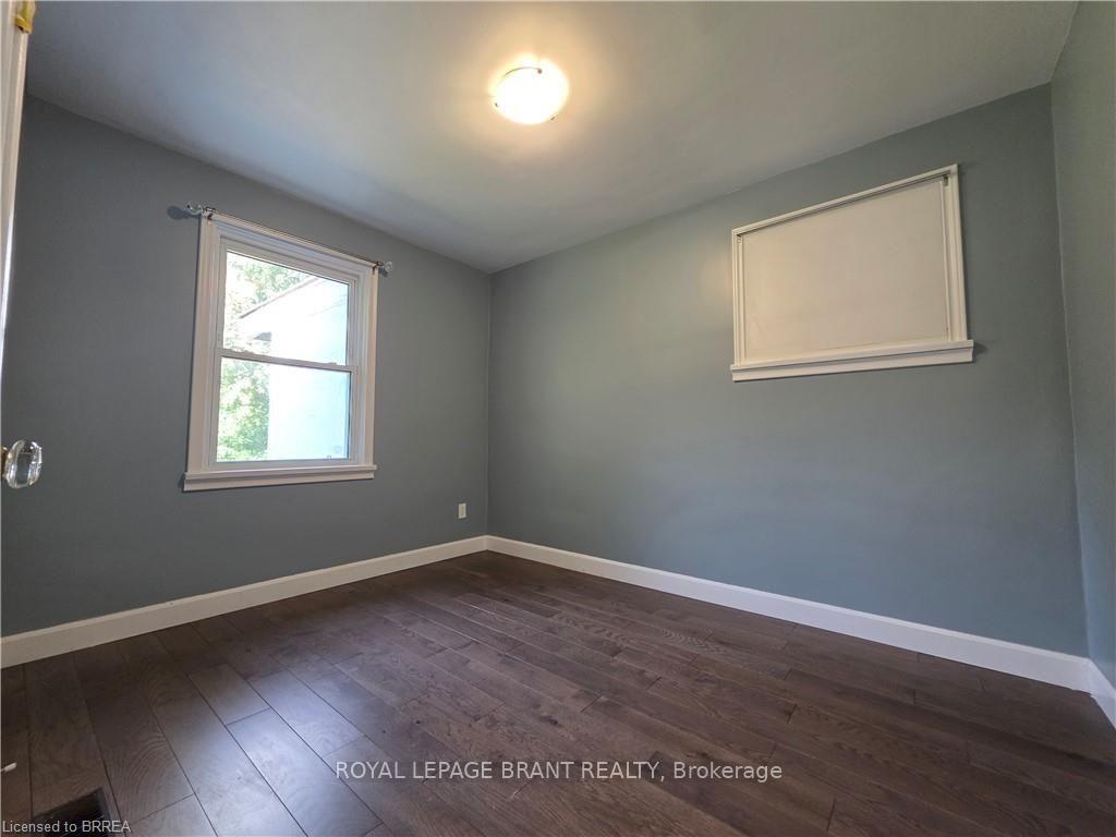 Photo 31 of 32 Forest Road, Brantford, Echo Place — HOMEH