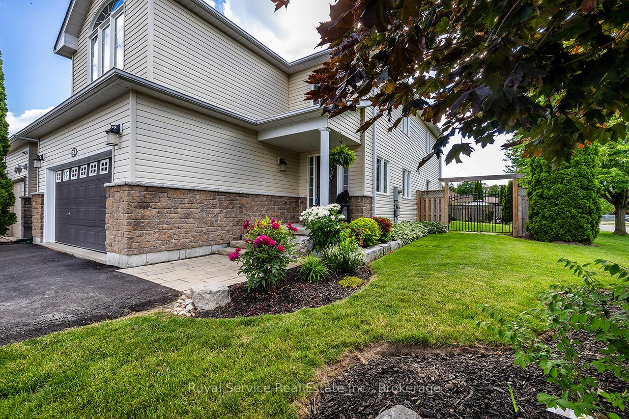 Photo 2 of 62 Rafton Street, Clarington, Newcastle — HOMEH
