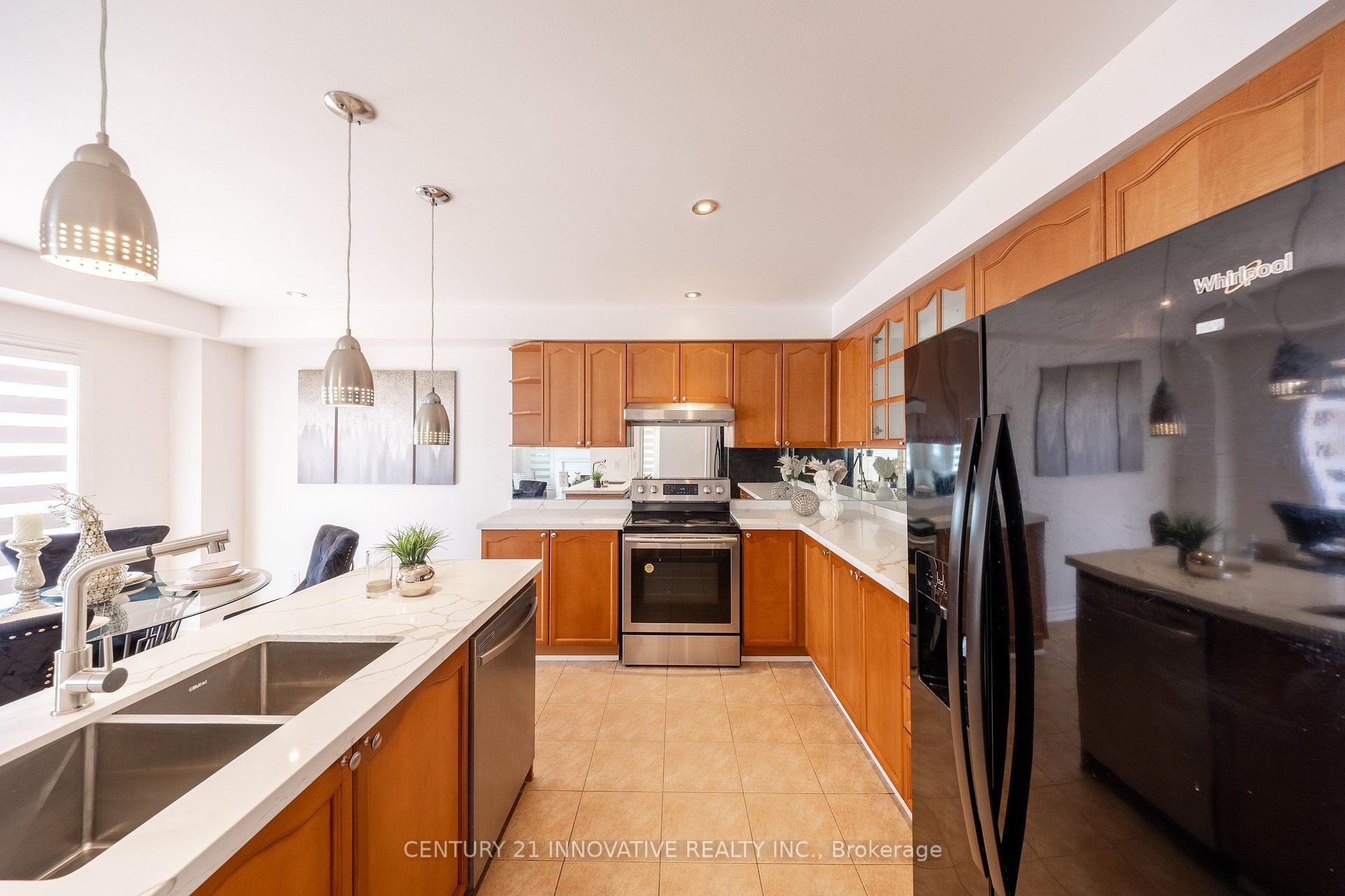 Photo 21 of 54 Carpendale Crescent, Ajax, Northeast Ajax — HOMEH