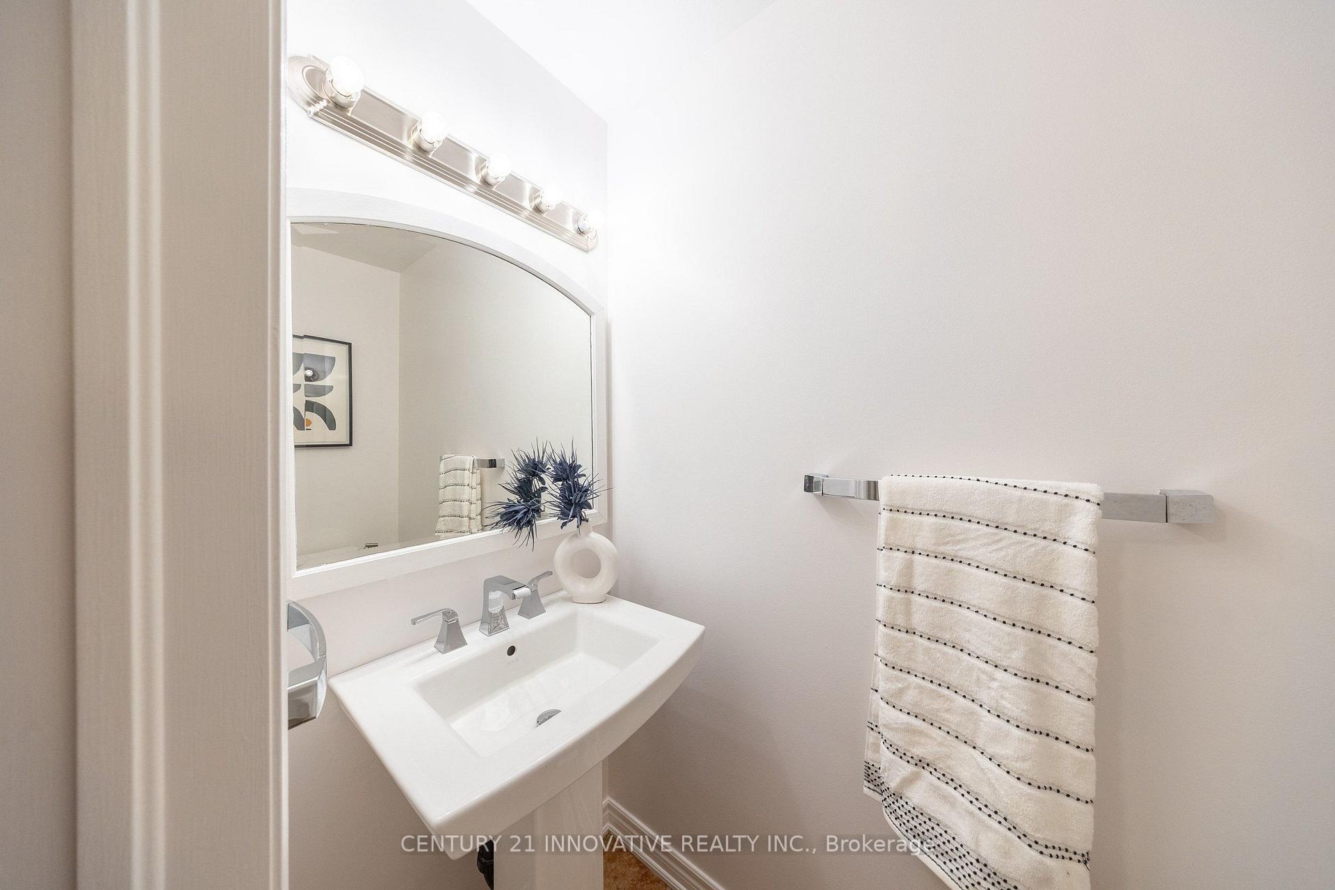 Photo 30 of 54 Carpendale Crescent, Ajax, Northeast Ajax — HOMEH