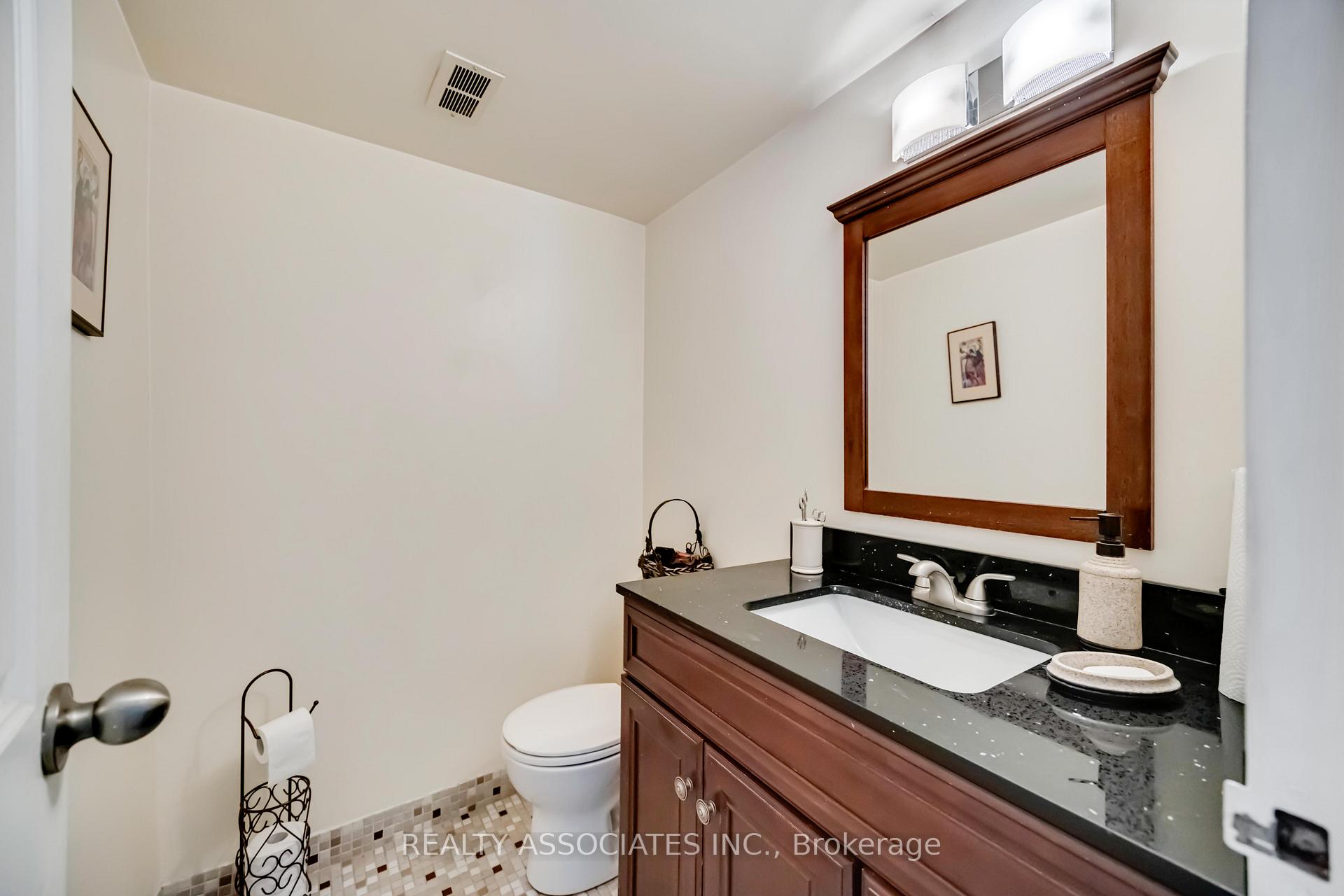 Photo 6 of Unit 811, 180 Markham Road, Scarborough, Scarborough Village — HOMEH