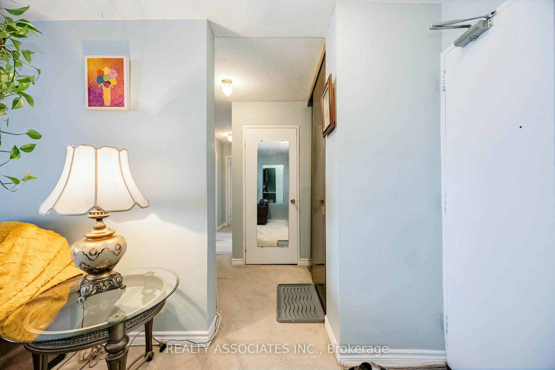 Photo 14 of Unit 811, 180 Markham Road, Scarborough, Scarborough Village — HOMEH