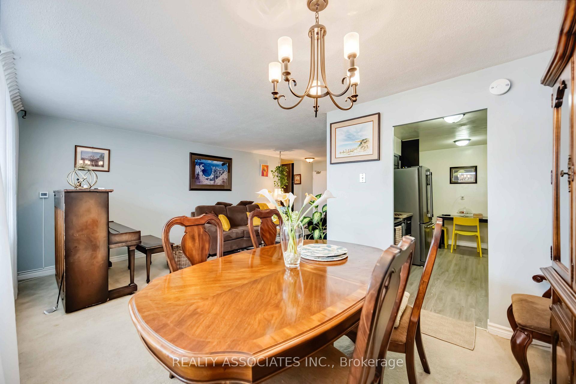Photo 21 of Unit 811, 180 Markham Road, Scarborough, Scarborough Village — HOMEH