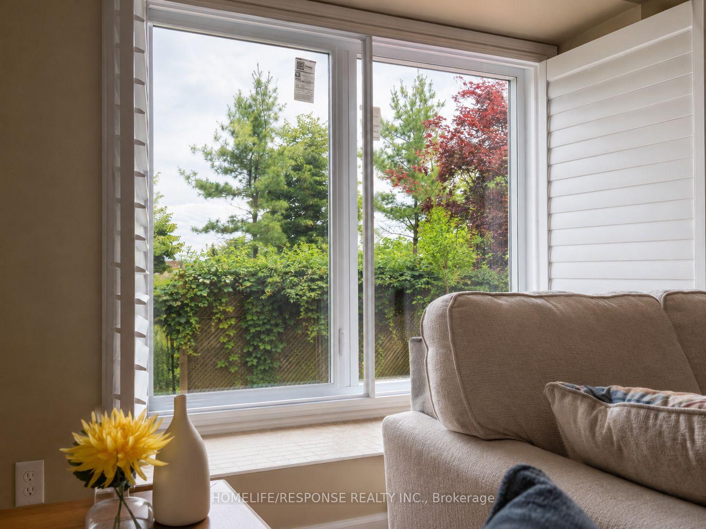 Photo 6 of 5156 Oakley Drive, Burlington, Orchard — HOMEH