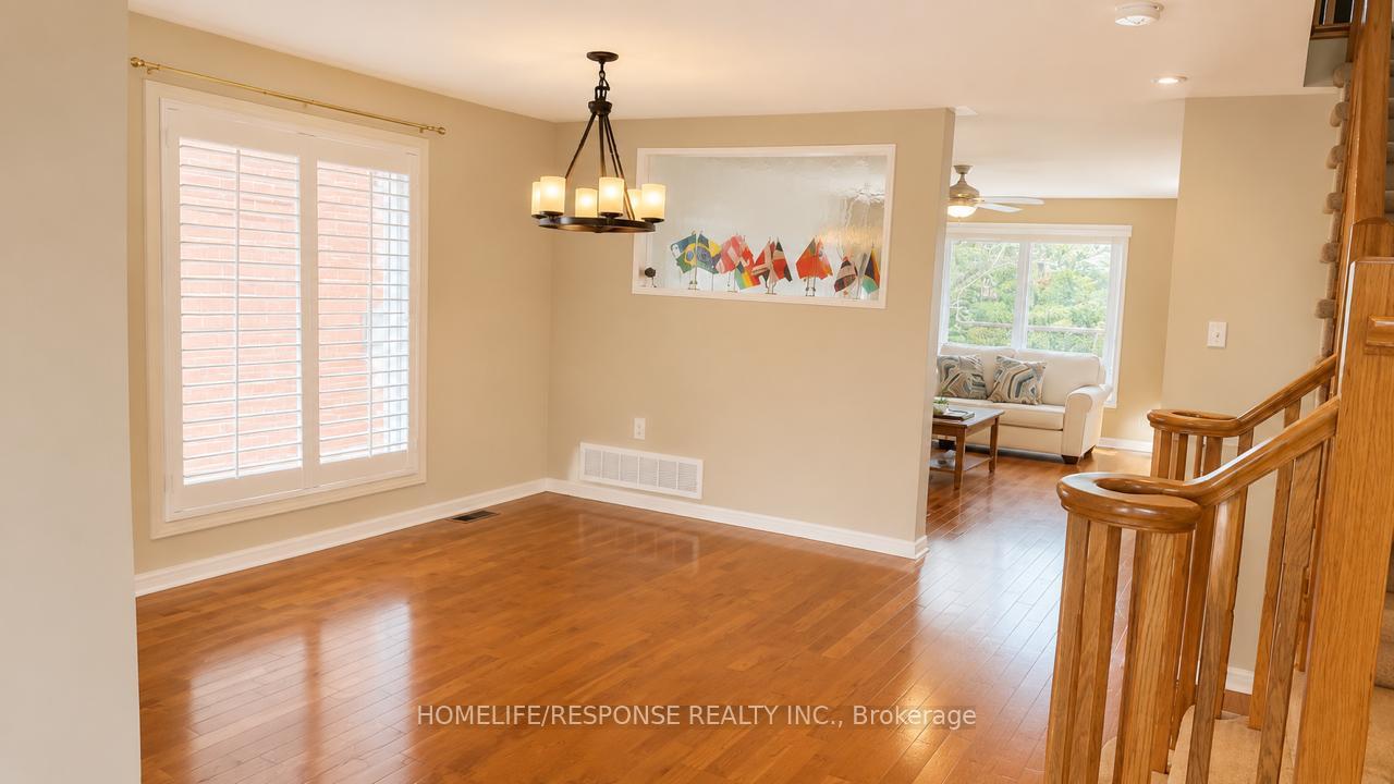 Photo 7 of 5156 Oakley Drive, Burlington, Orchard — HOMEH