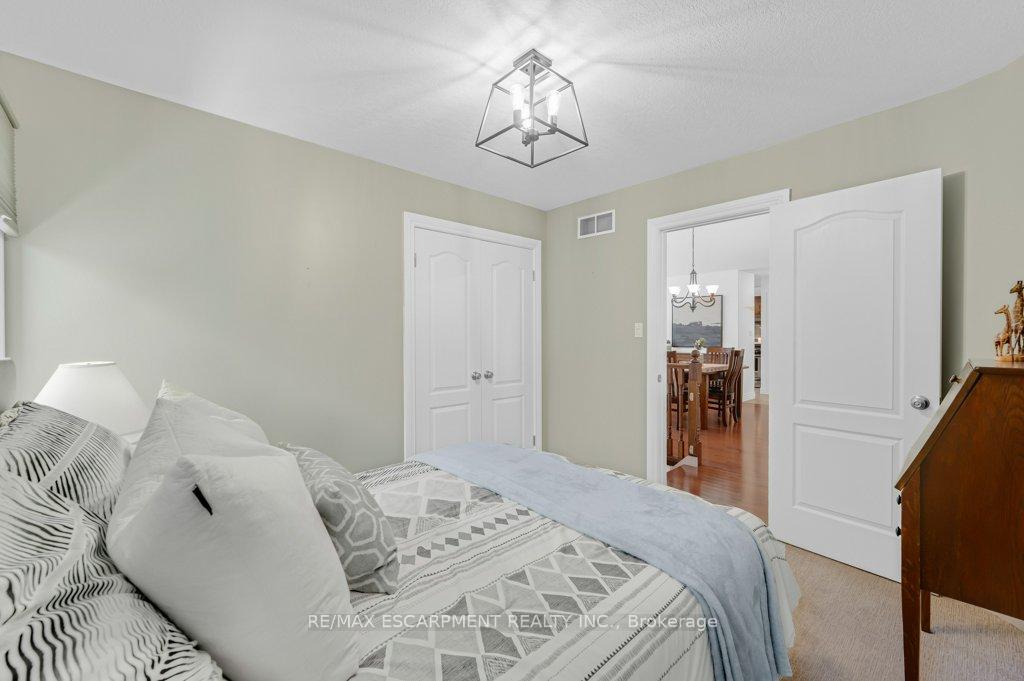 Photo 11 of 100 Willowdale Crescent, Norfolk, Port Dover — HOMEH