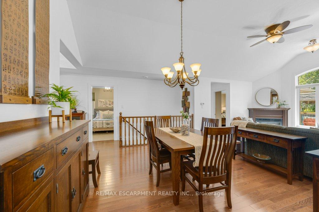 Photo 13 of 100 Willowdale Crescent, Norfolk, Port Dover — HOMEH