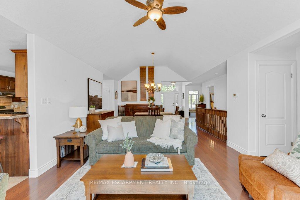 Photo 16 of 100 Willowdale Crescent, Norfolk, Port Dover — HOMEH