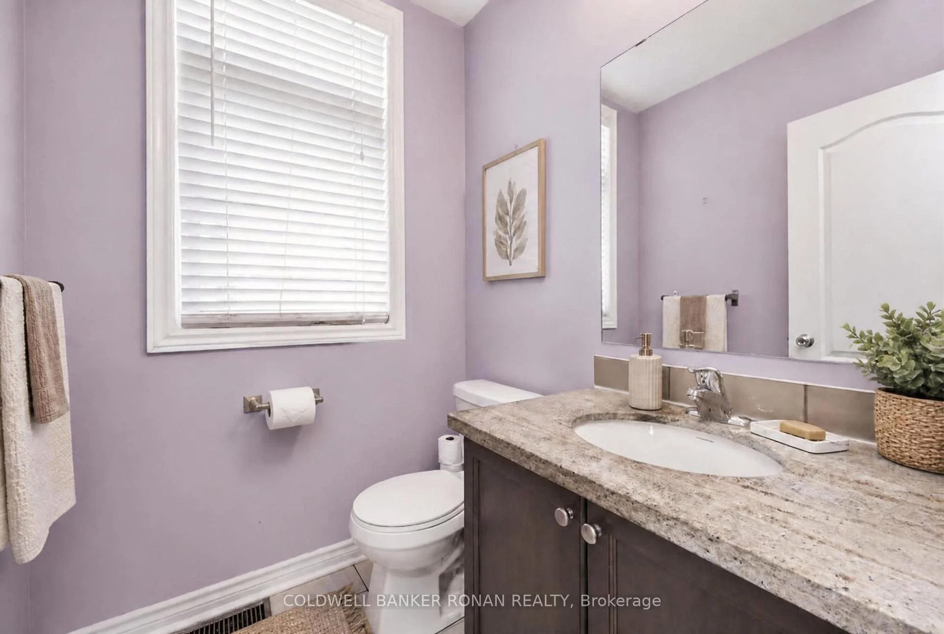 Photo 13 of 2375 Glenwood School Drive, Burlington, Freeman — HOMEH