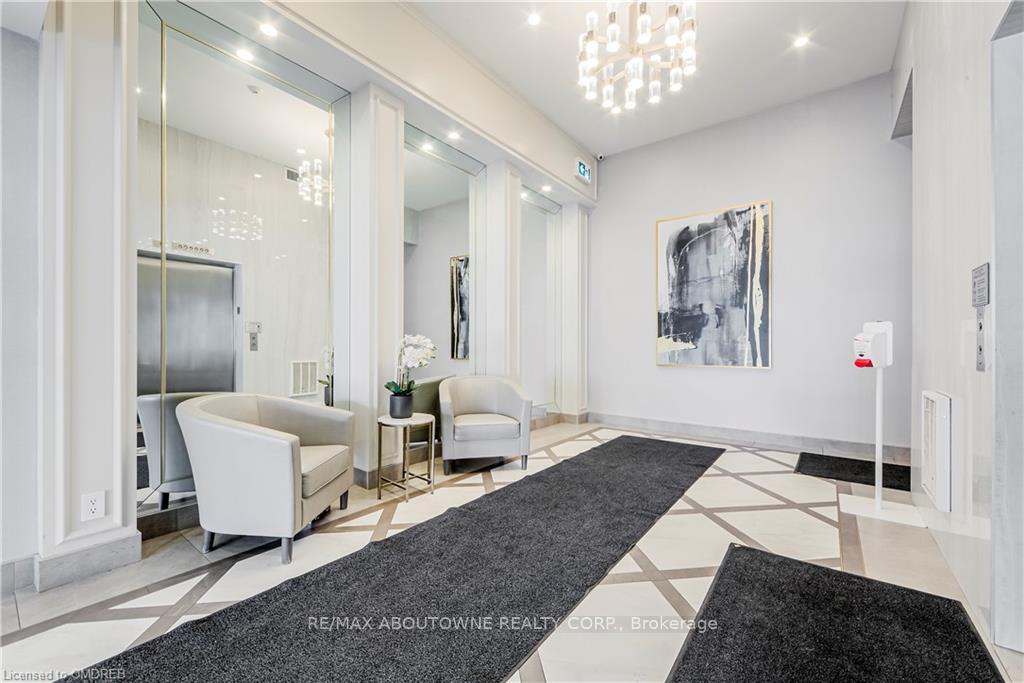 Photo 2 of Unit 305, 100 Bronte Road, Oakville, Bronte — HOMEH