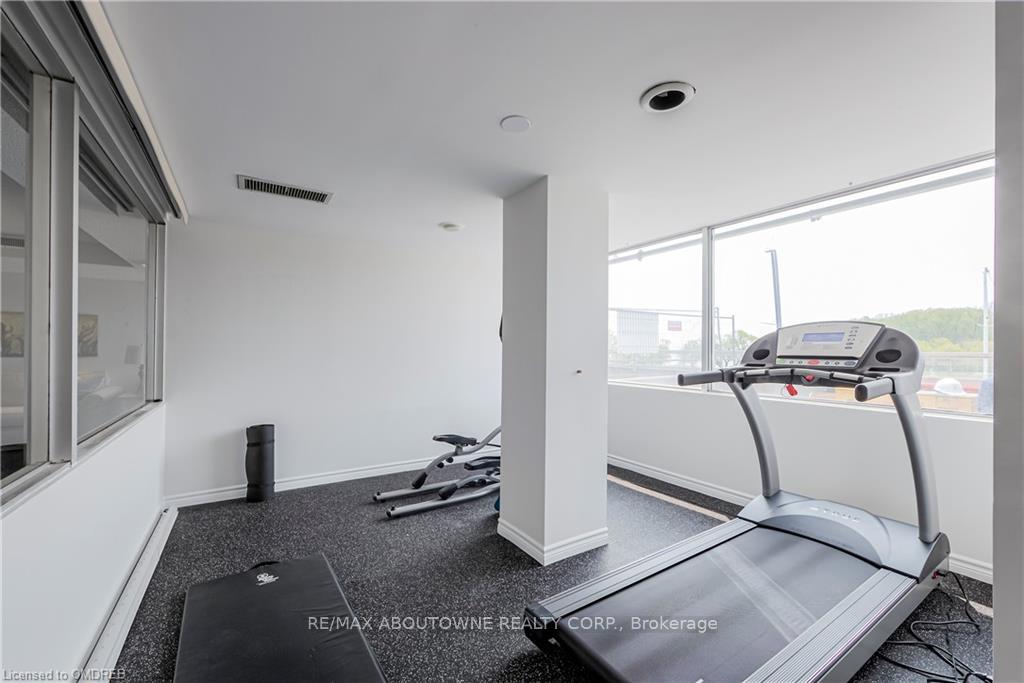 Photo 18 of Unit 305, 100 Bronte Road, Oakville, Bronte — HOMEH