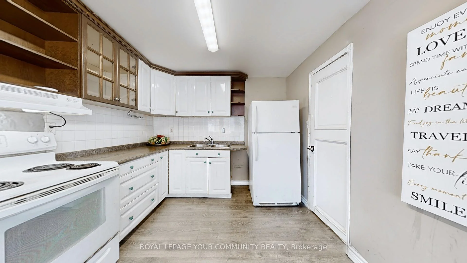 Photo 26 of 546 Lake Drive S, Georgina, Keswick South — HOMEH