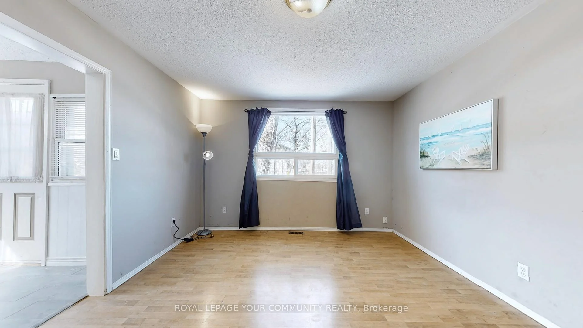 Photo 32 of 546 Lake Drive S, Georgina, Keswick South — HOMEH