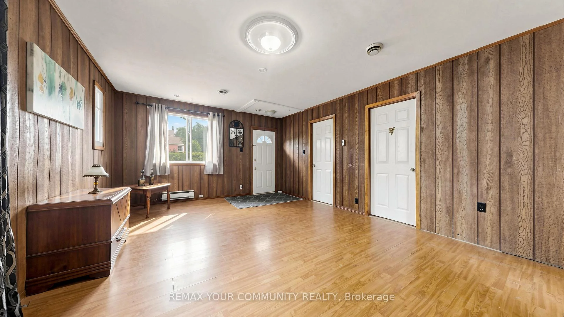 Photo 29 of 546 Lake Drive S, Georgina, Keswick South — HOMEH