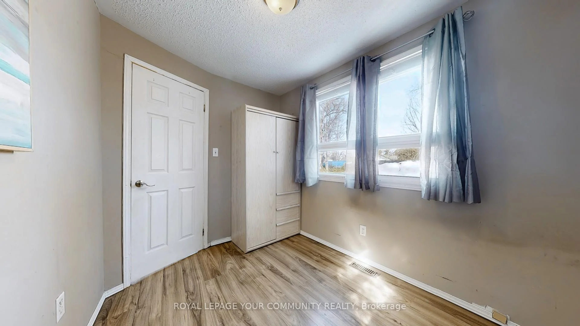 Photo 42 of 546 Lake Drive S, Georgina, Keswick South — HOMEH