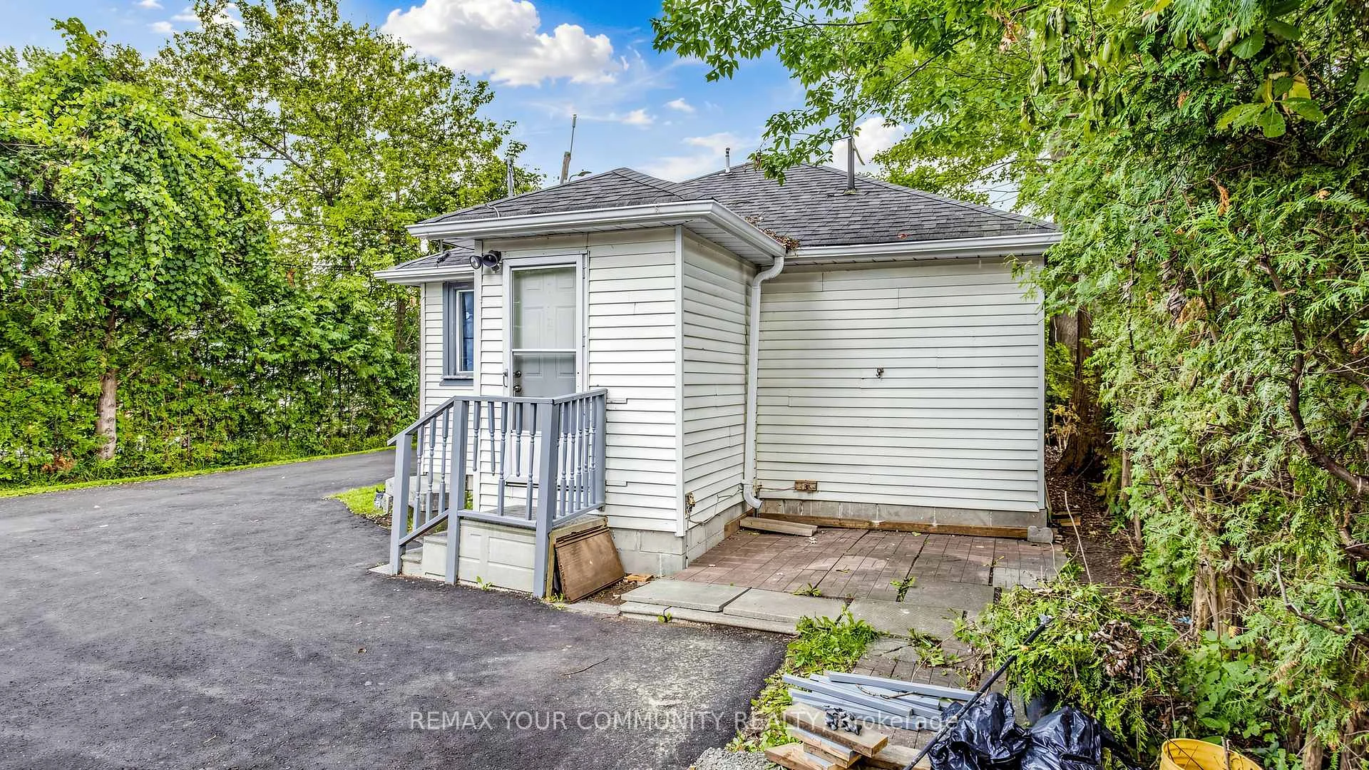 Photo 67 of 546 Lake Drive S, Georgina, Keswick South — HOMEH