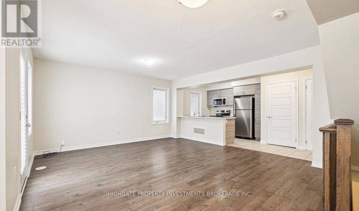 Photo 4 of 107 Lemieux Court, Milton, Ford — HOMEH