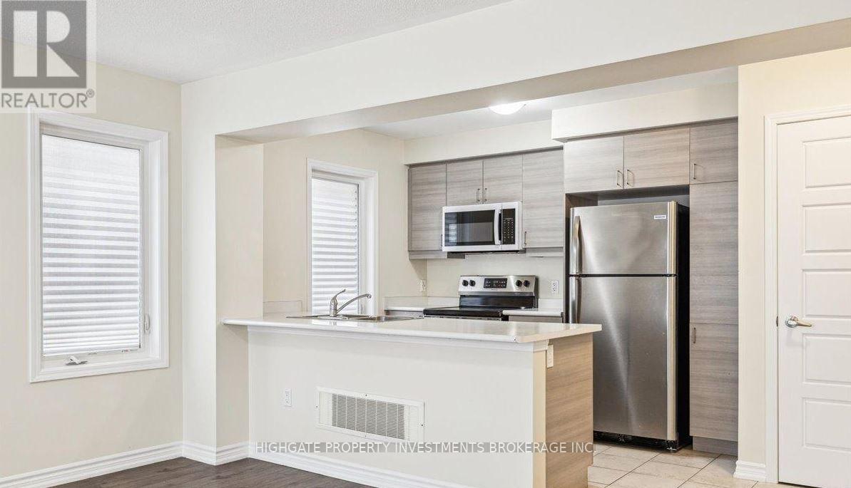 Photo 10 of 107 Lemieux Court, Milton, Ford — HOMEH