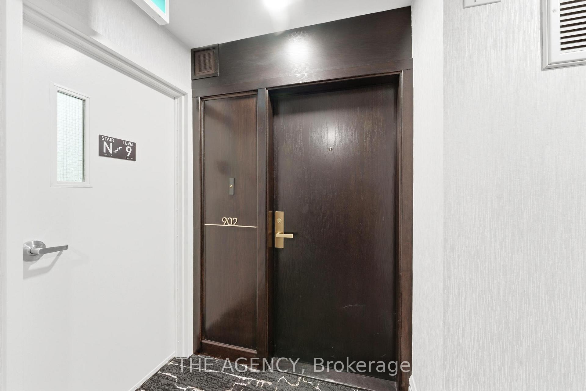 Photo 5 of Unit 902, 900 Yonge Street, Toronto, The Annex — HOMEH