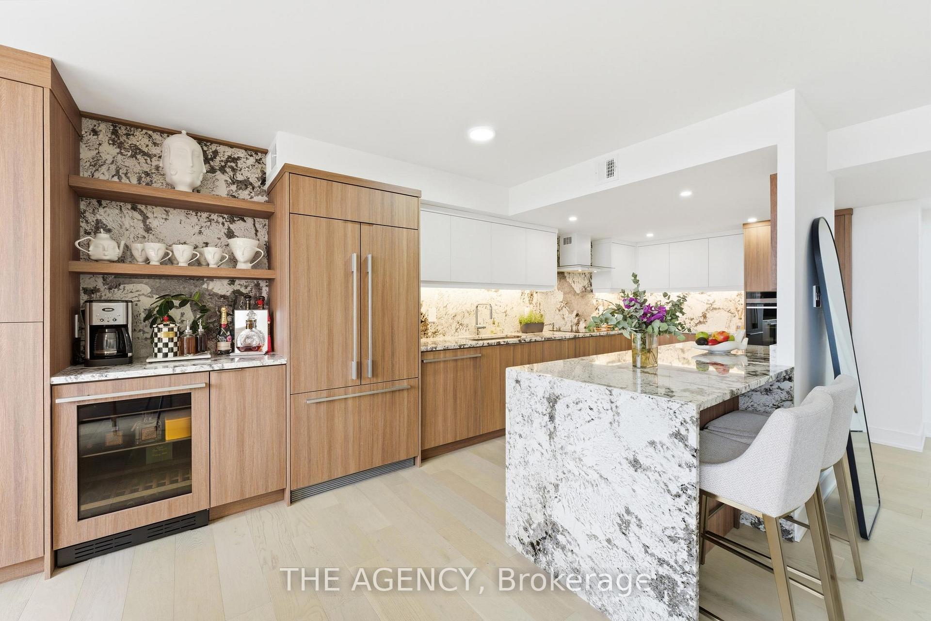 Photo 12 of Unit 902, 900 Yonge Street, Toronto, The Annex — HOMEH
