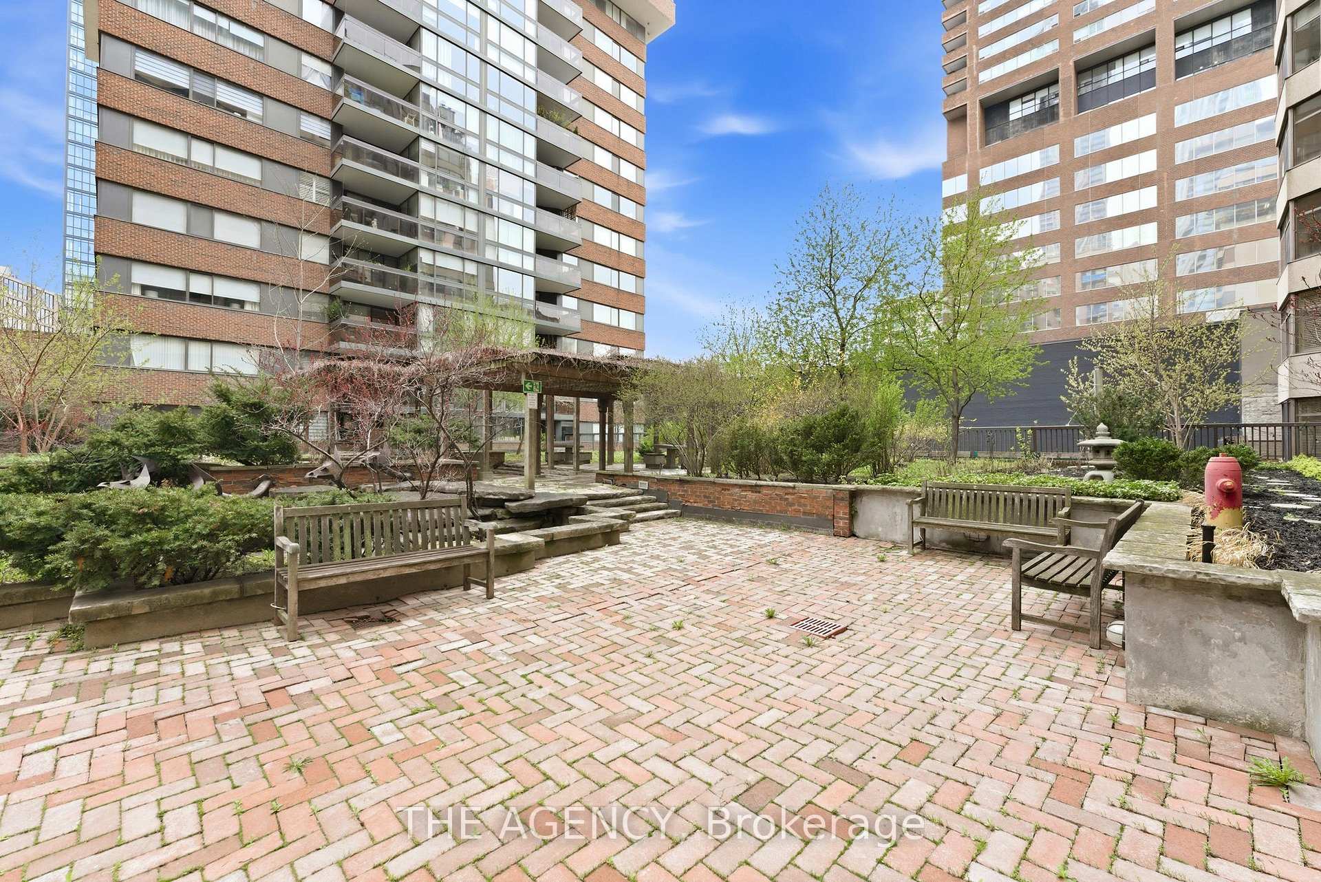 Photo 36 of Unit 902, 900 Yonge Street, Toronto, The Annex — HOMEH