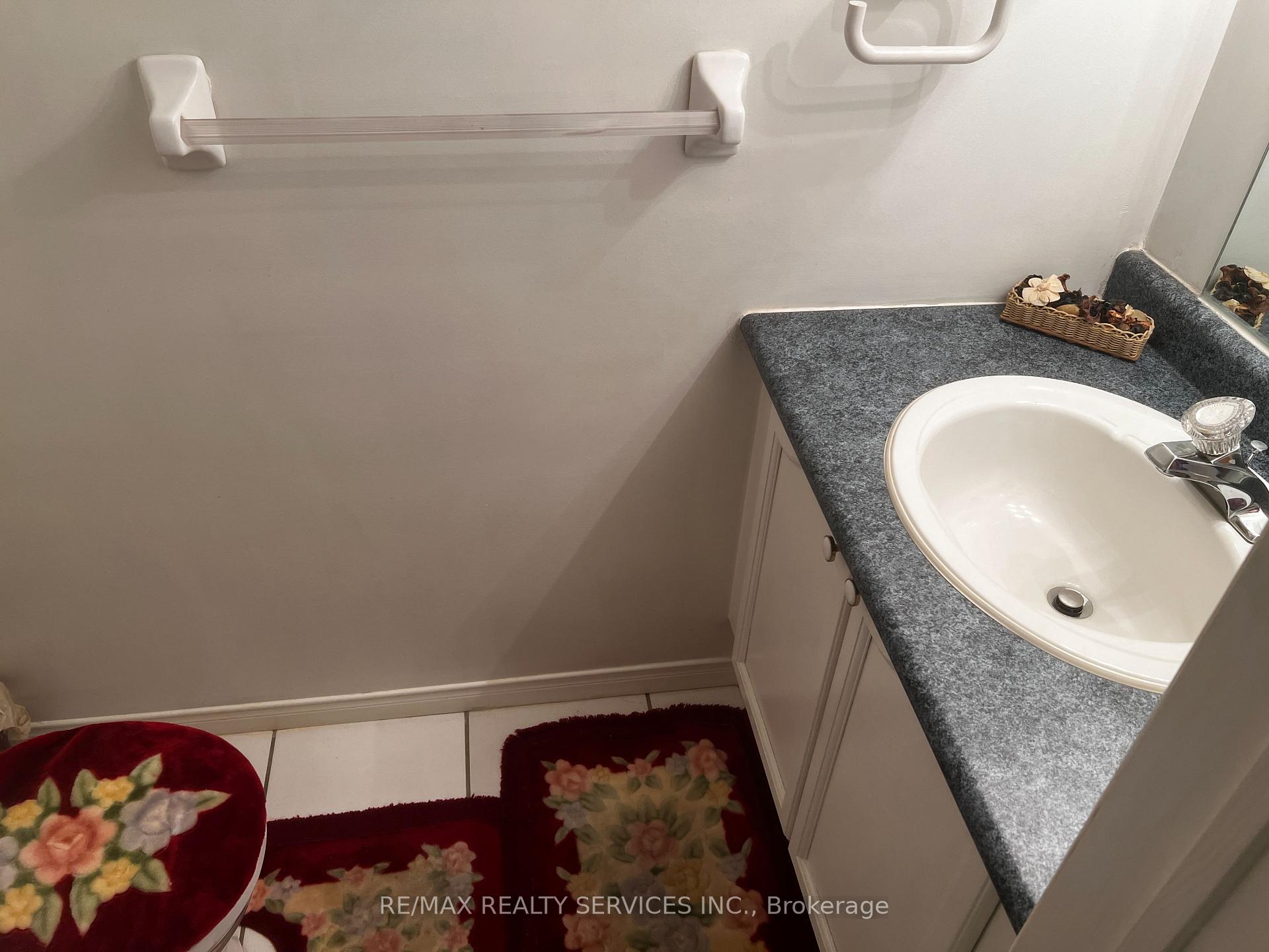 Photo 35 of 59 Stanwell Drive, Brampton, Heart Lake West — HOMEH