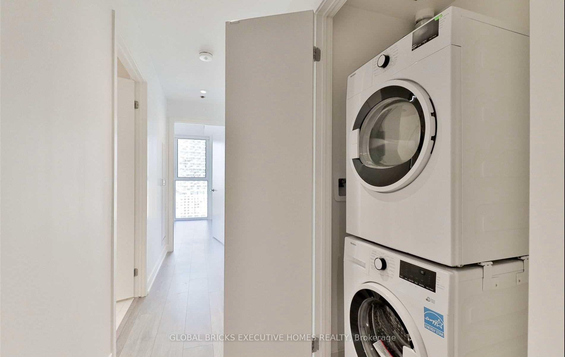 Photo 3 of Unit 2603, 20 Richardson Street, Toronto, Waterfront Communities — HOMEH