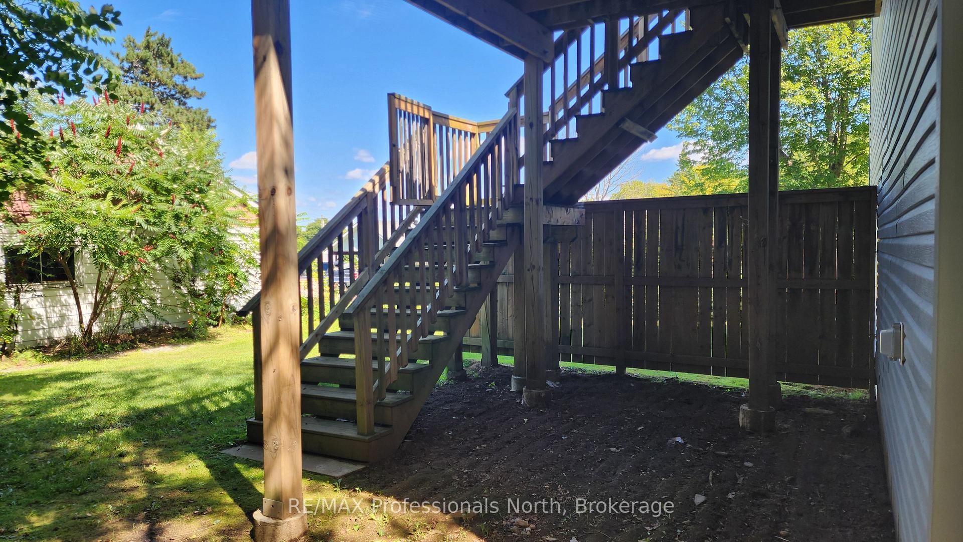 Photo 6 of 5 Greaves Avenue, Huntsville — HOMEH