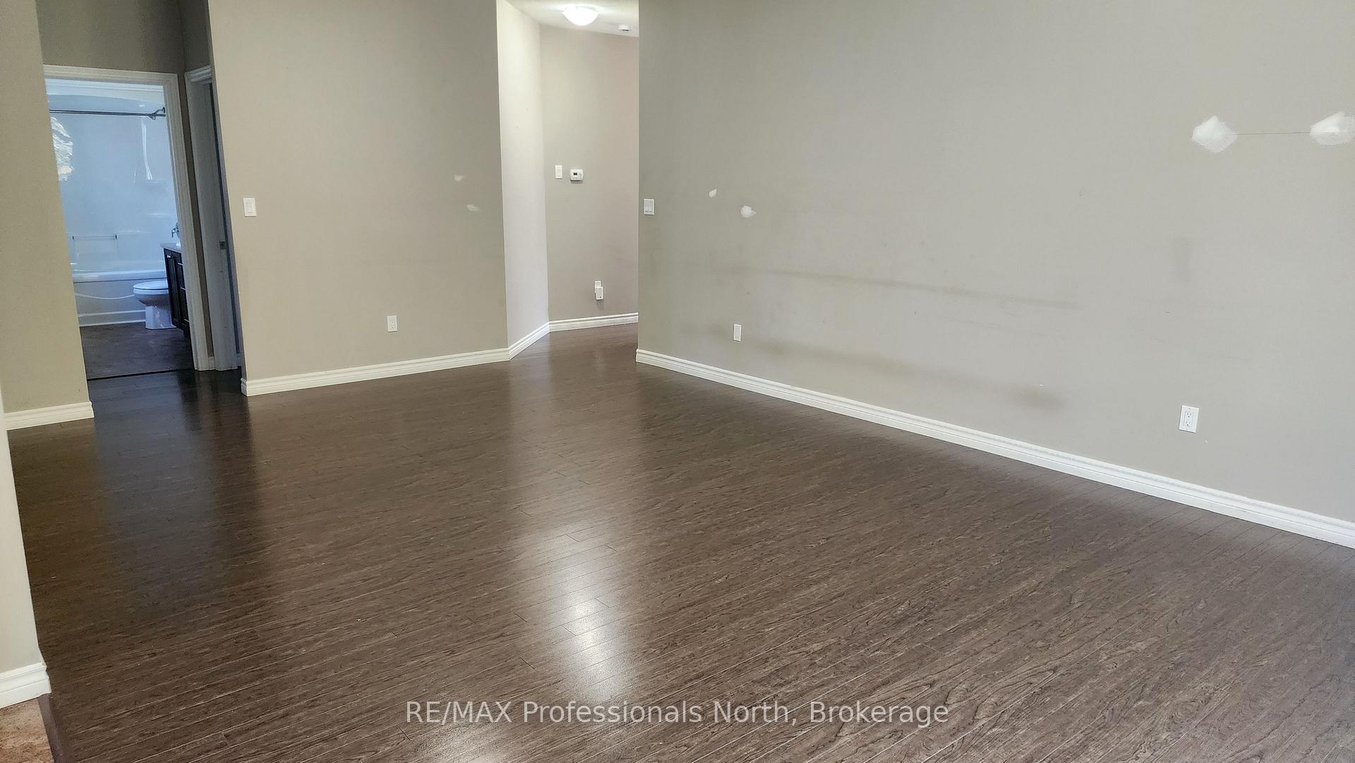Photo 13 of 5 Greaves Avenue, Huntsville — HOMEH