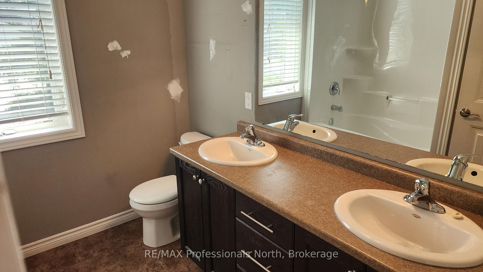 Photo 15 of 5 Greaves Avenue, Huntsville — HOMEH