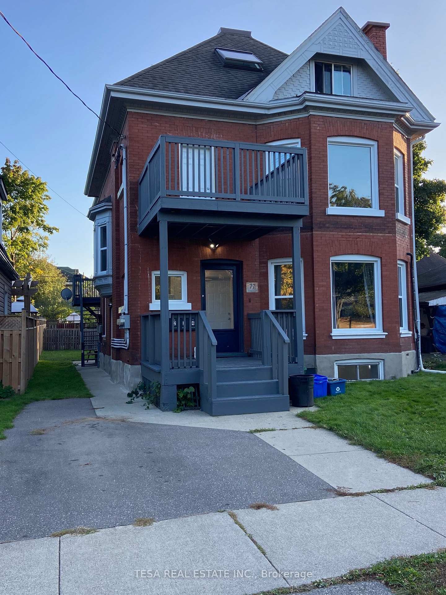 Front of Unit 2, 77 East Avenue