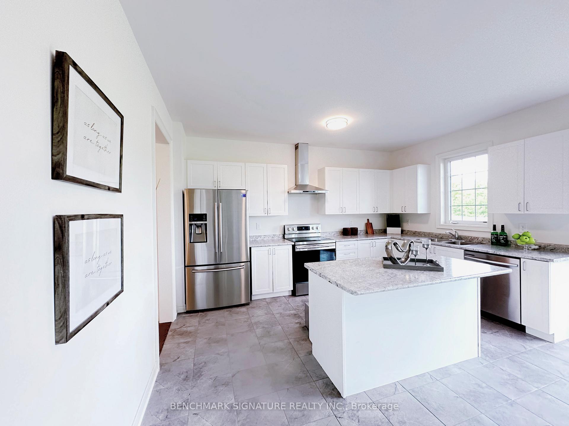 Photo 7 of 2481 Bandsman Crescent, Oshawa, Windfields — HOMEH