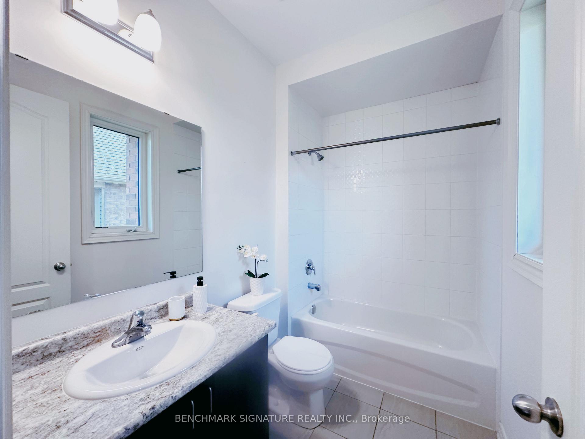Photo 21 of 2481 Bandsman Crescent, Oshawa, Windfields — HOMEH
