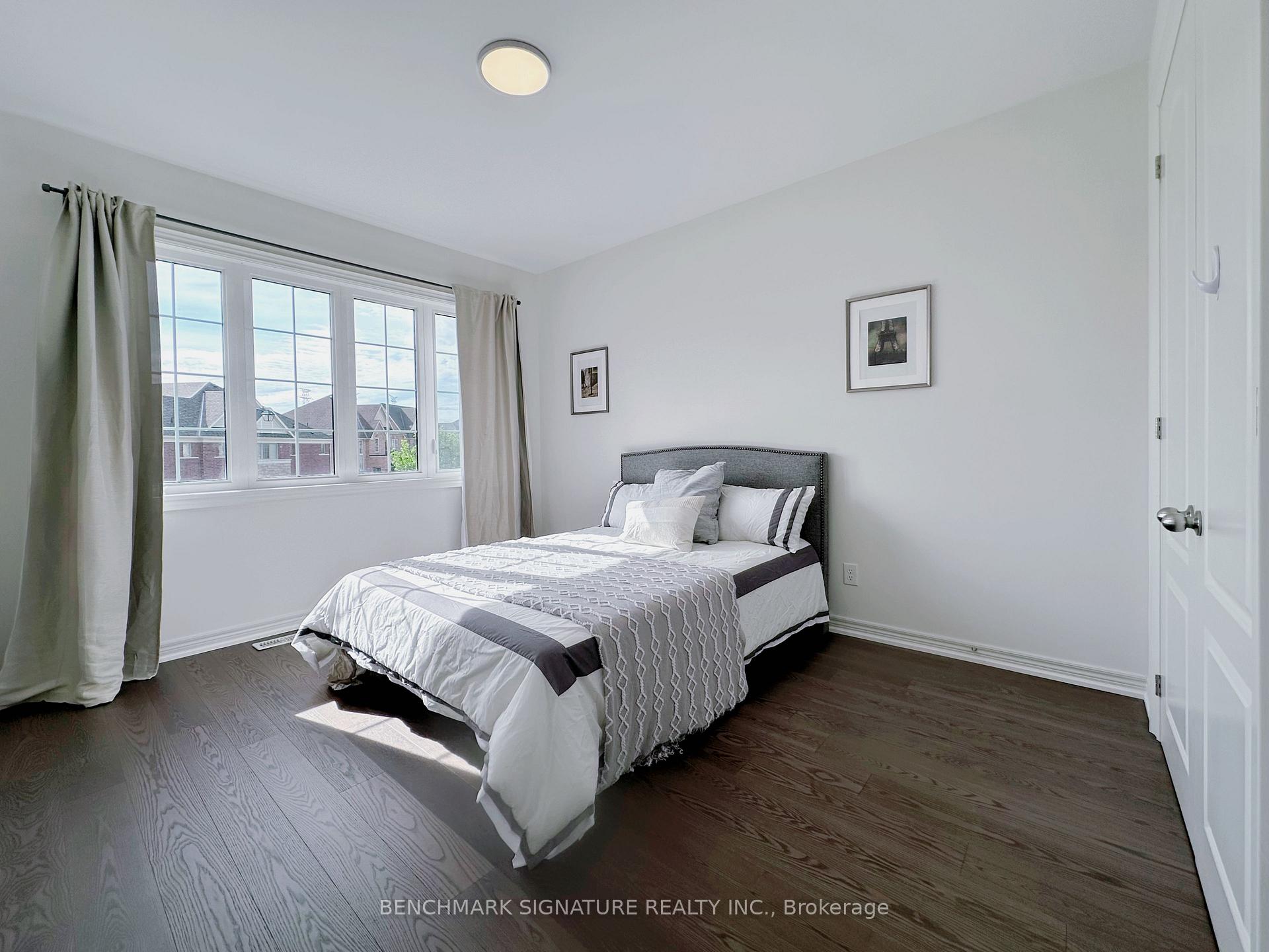 Photo 22 of 2481 Bandsman Crescent, Oshawa, Windfields — HOMEH