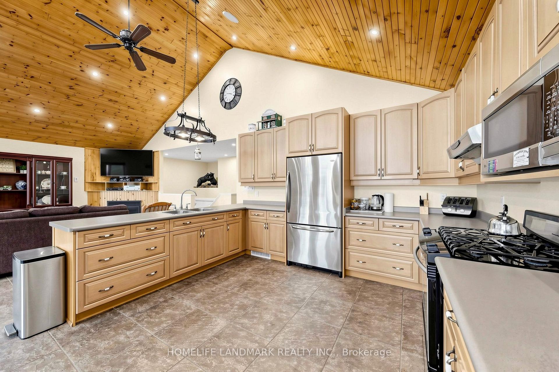 Photo 10 of 111 Campbell Beach Road, Kawartha Lakes, Carden — HOMEH