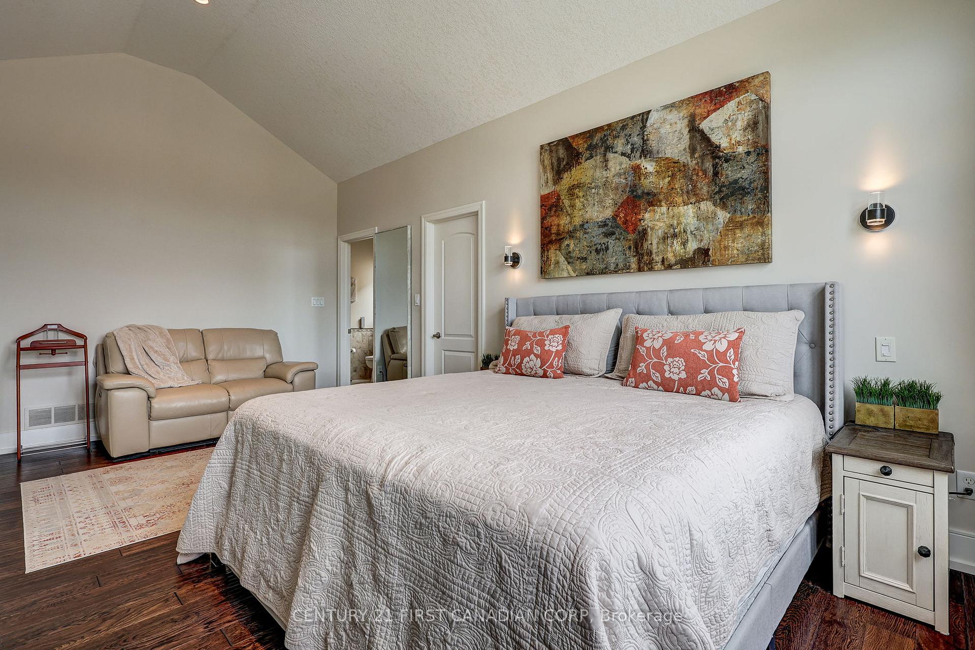 Photo 24 of 6919 Raleigh Boulevard, London, South V — HOMEH