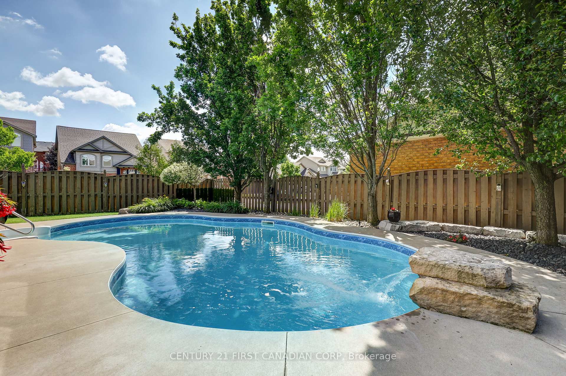Photo 44 of 6919 Raleigh Boulevard, London, South V — HOMEH