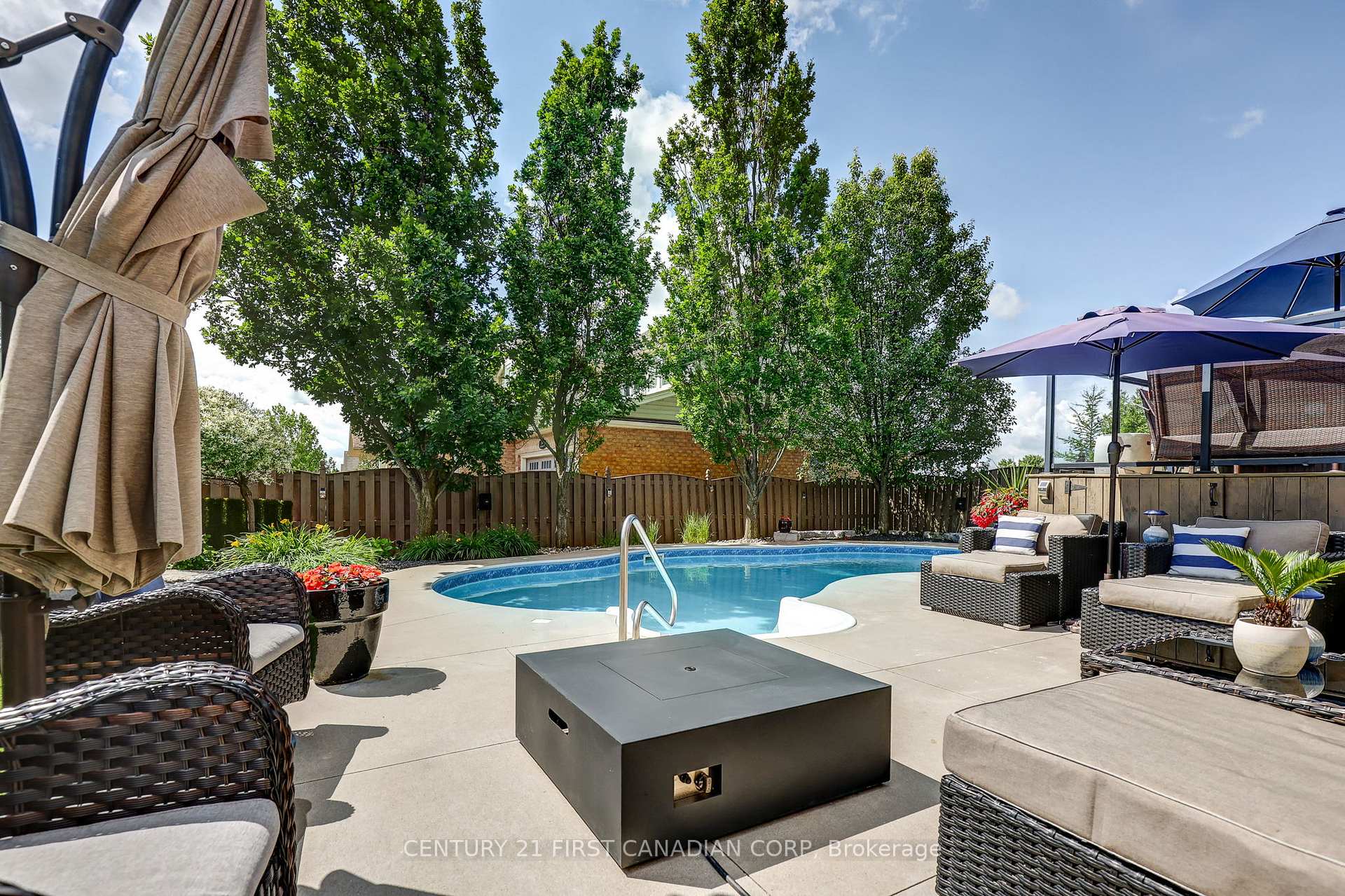 Photo 46 of 6919 Raleigh Boulevard, London, South V — HOMEH