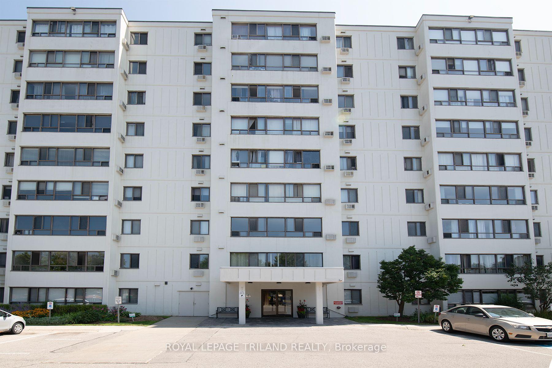 Photo 1 of Unit 507, 135 Base Line Road W, London, South D — HOMEH