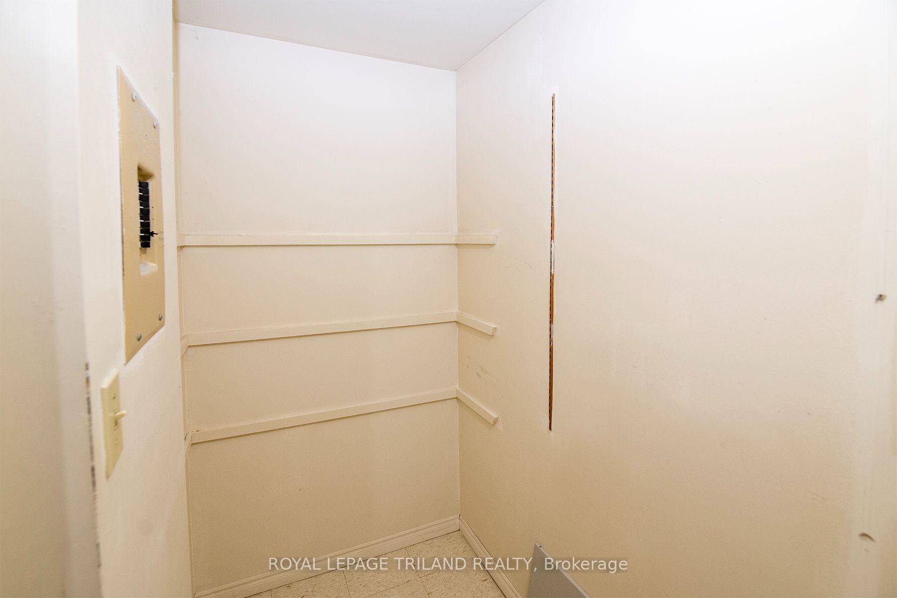 Photo 19 of Unit 507, 135 Base Line Road W, London, South D — HOMEH