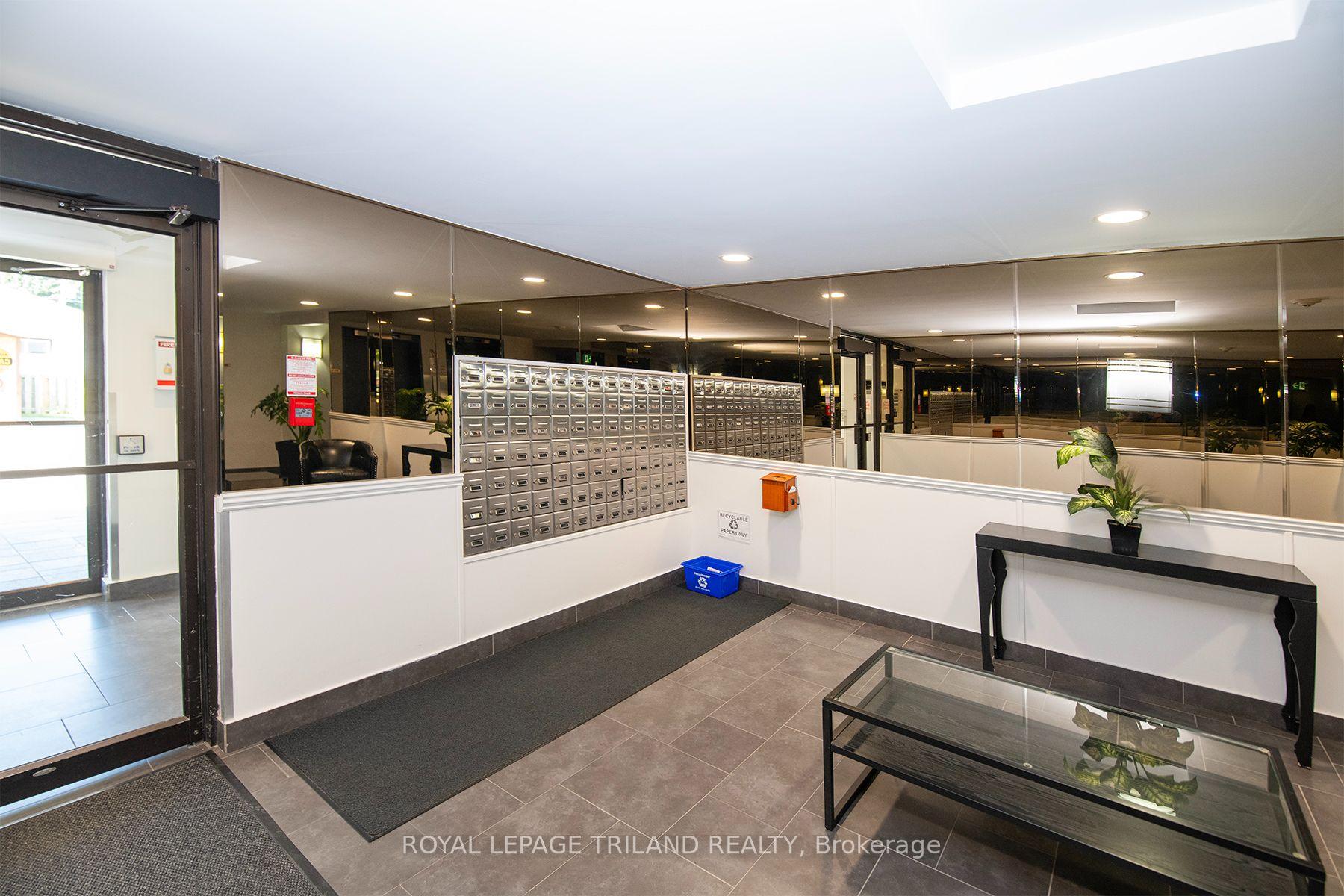 Photo 22 of Unit 507, 135 Base Line Road W, London, South D — HOMEH